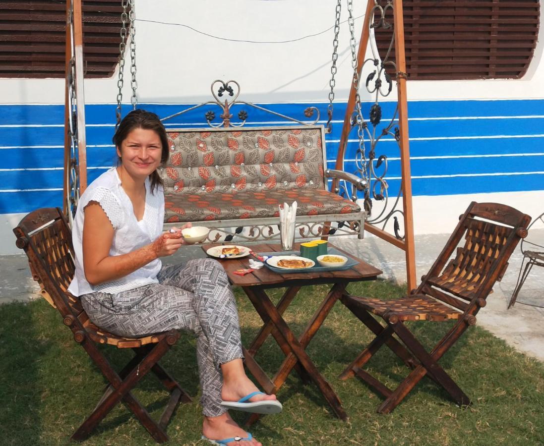 Mini Homestay Кхаджурахо Экстерьер фото