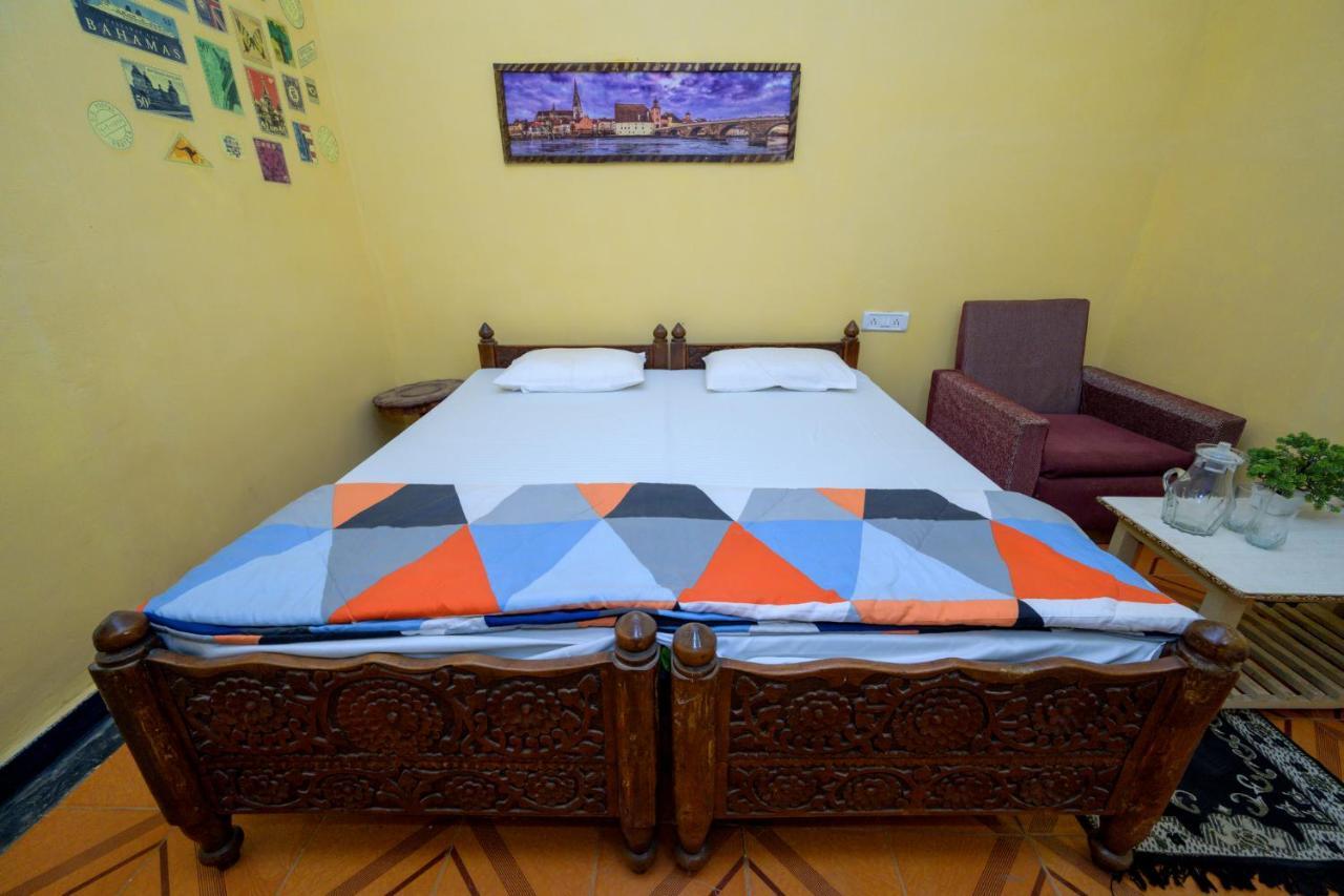 Mini Homestay Кхаджурахо Экстерьер фото